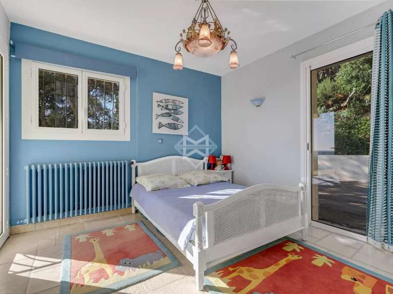 Villa with Sea view Cavalaire-sur-Mer - 4 bedrooms - 200m²