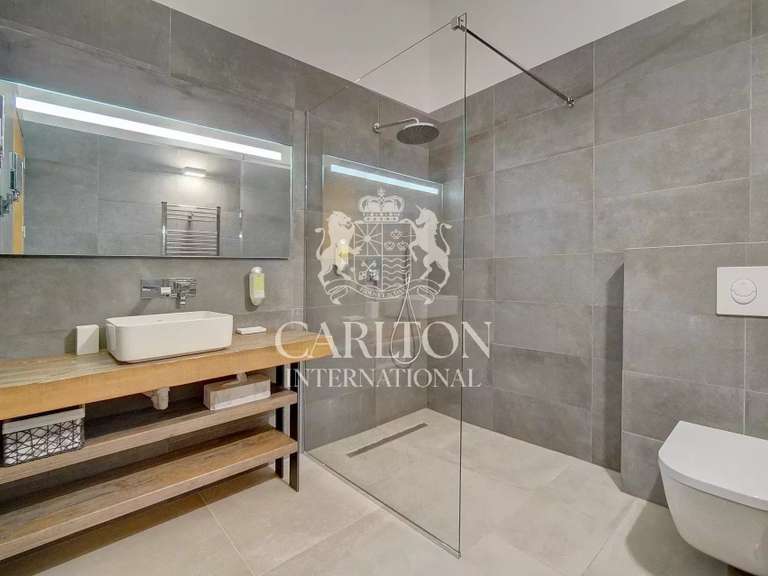 Villa Saint-Paul-de-Vence - 4 bedrooms - 200m²