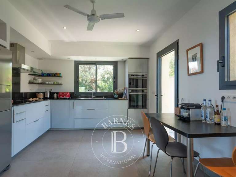 Villa with Sea view Lecci - 9 bedrooms - 350m²