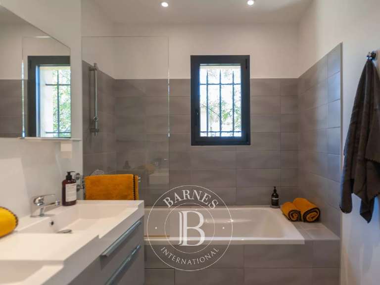 Villa with Sea view Lecci - 9 bedrooms - 350m²