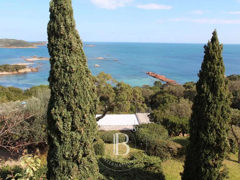 Villa with Sea view Lecci - 6 bedrooms - 350m²