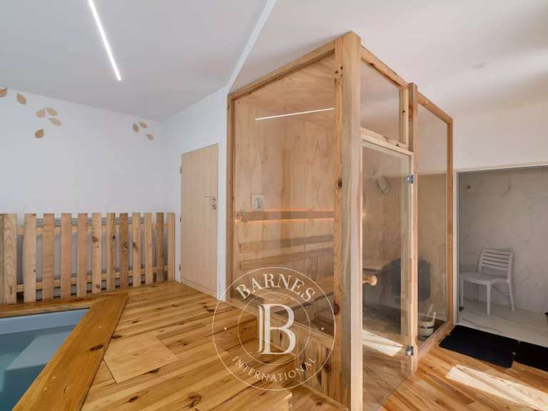 Maison Anglet - 4 chambres - 220m²