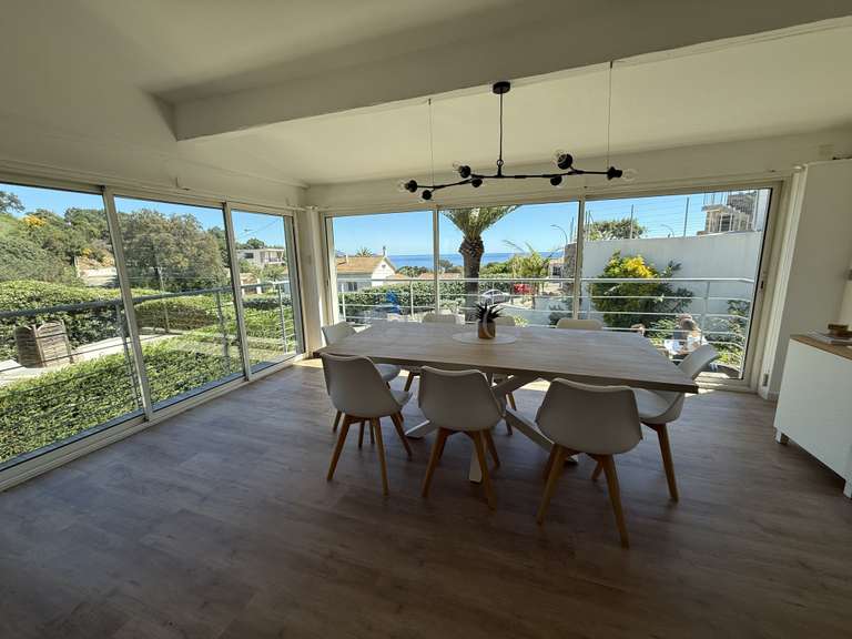 Maison avec Vue sur mer Roquebrune-sur-Argens - 5 chambres - 160m²
