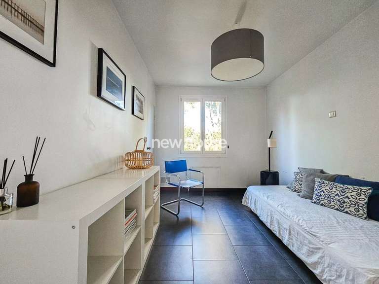 Maison Saint-Raphaël - 5 chambres - 185m²