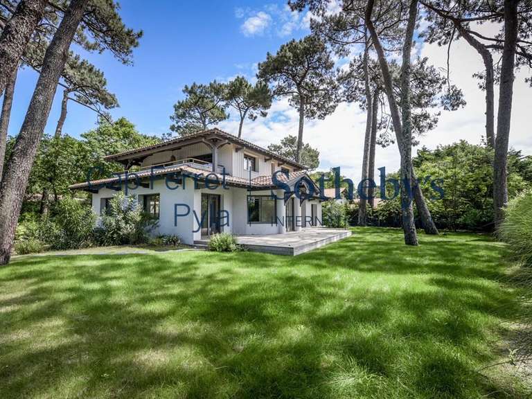 House Pyla-sur-mer - 5 bedrooms - 350m²