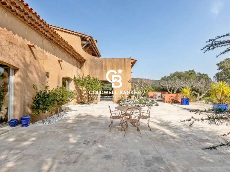 Maison Sainte-Maxime - 7 chambres - 520m²
