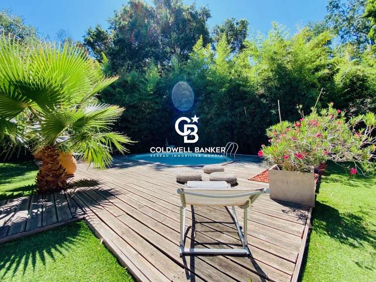 Maison Rayol-Canadel-sur-Mer - 4 chambres - 142m²