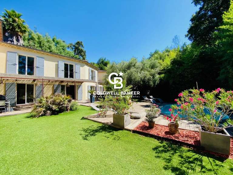 Maison Rayol-Canadel-sur-Mer - 4 chambres - 142m²