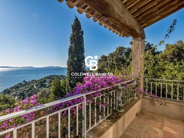 Villa avec Vue sur mer Rayol-Canadel-sur-Mer - 6 chambres - 156m²