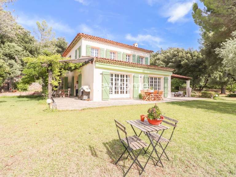 Villa Montauroux - 5 bedrooms - 270m²