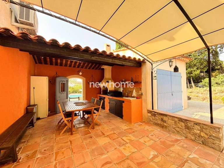 House Lorgues - 5 bedrooms - 144m²