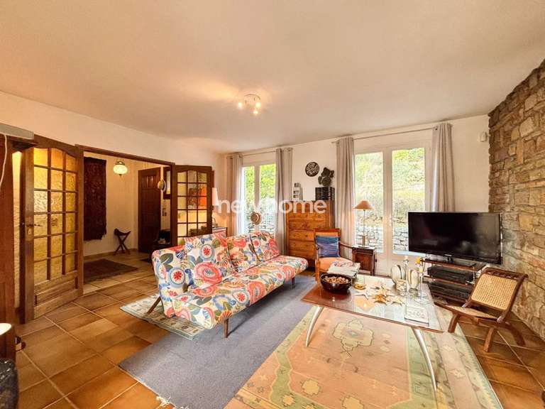 House Lorgues - 5 bedrooms - 180m²