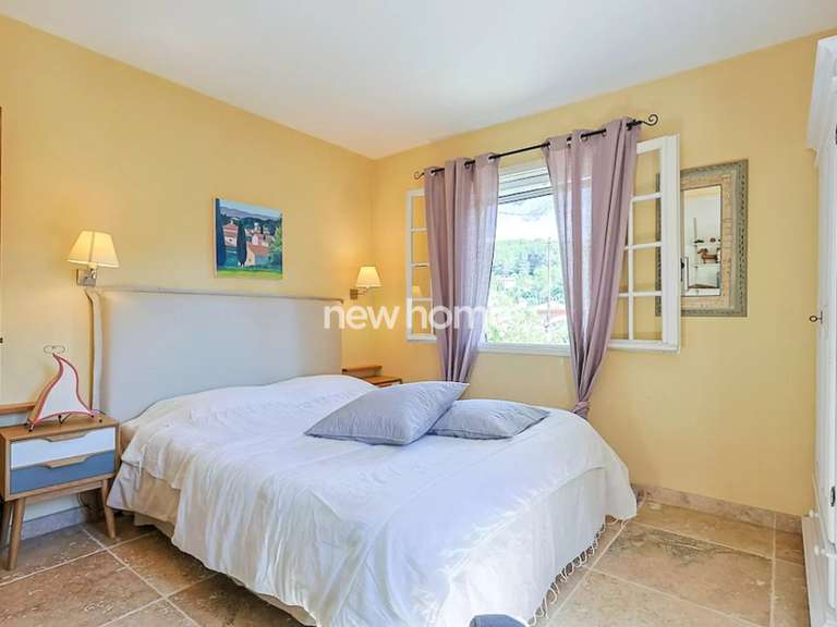House Lorgues - 4 bedrooms - 130m²