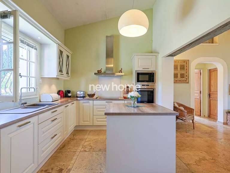 House Lorgues - 4 bedrooms - 130m²