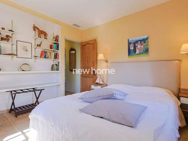 House Lorgues - 4 bedrooms - 130m²