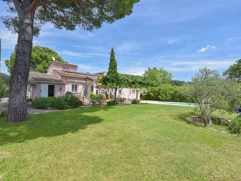 House Lorgues - 4 bedrooms - 130m²