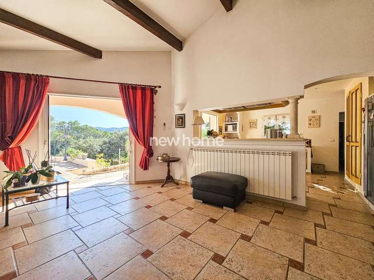 House Lorgues - 5 bedrooms - 280m²