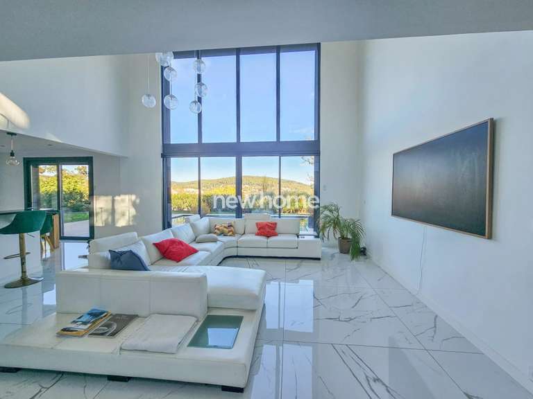 House Lorgues - 3 bedrooms - 136m²