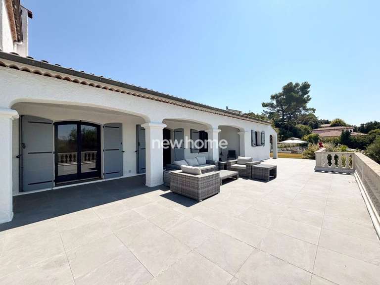 Propriété Lorgues - 5 chambres - 294m²