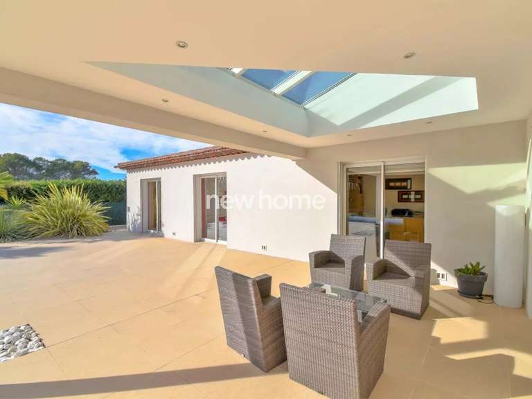 Villa Lorgues - 3 chambres - 220m²