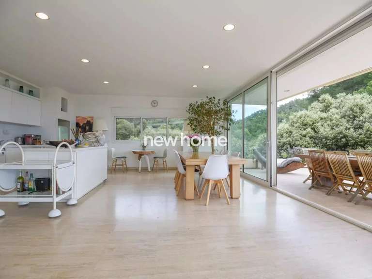 Propriété Salernes - 3 chambres - 611m²