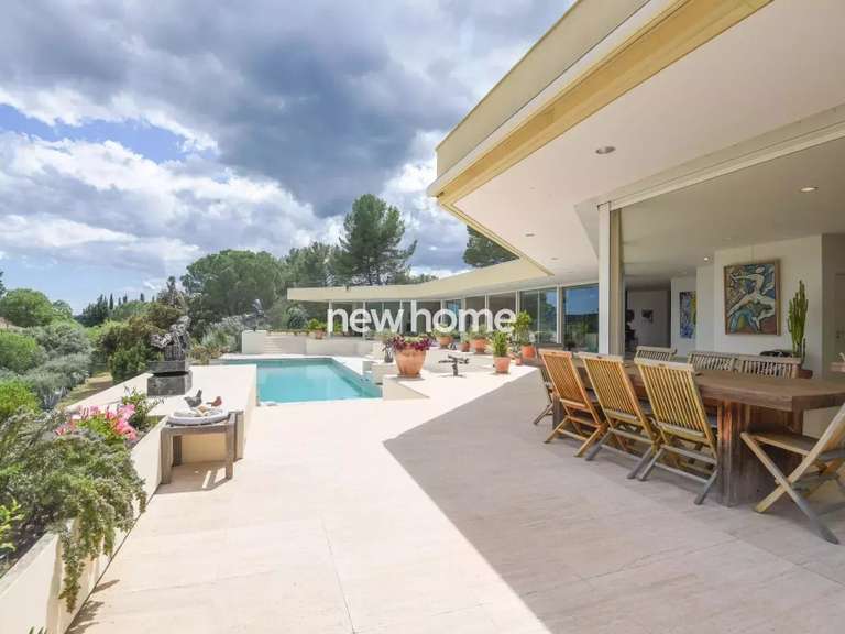 Propriété Salernes - 3 chambres - 611m²
