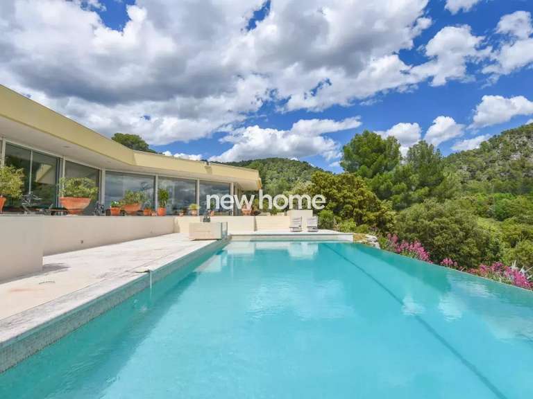 Propriété Salernes - 3 chambres - 611m²