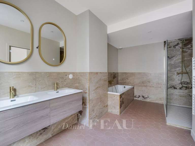 Maison Boulogne-Billancourt - 5 chambres - 240m²
