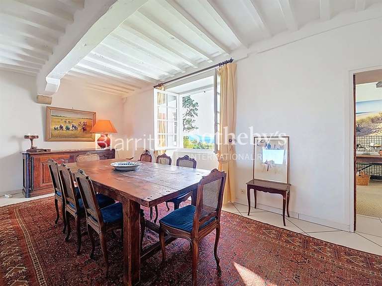 House Bayonne - 7 bedrooms - 467m²