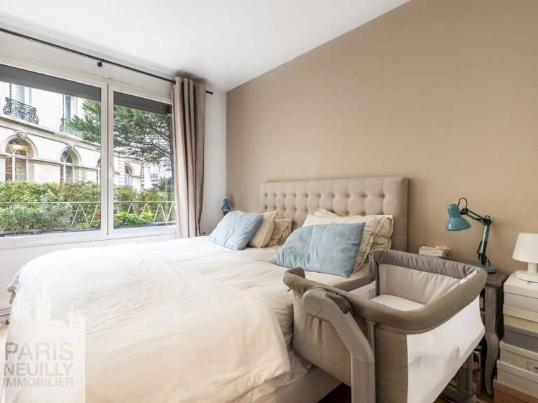 Appartement Paris 16e - 2 chambres - 79m²