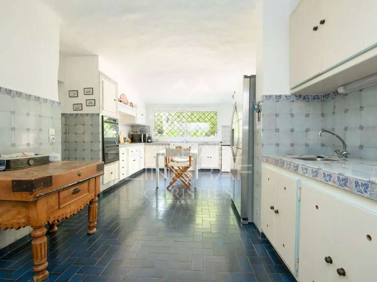 Villa Sainte-Maxime - 4 bedrooms - 324m²