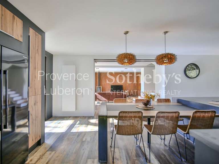 Maison L'Isle-sur-la-Sorgue - 4 chambres - 200m²