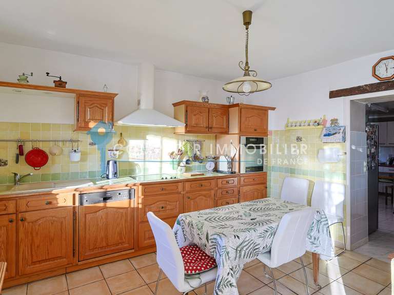 Maison Saint-Martin-de-Castillon - 5 chambres - 235m²
