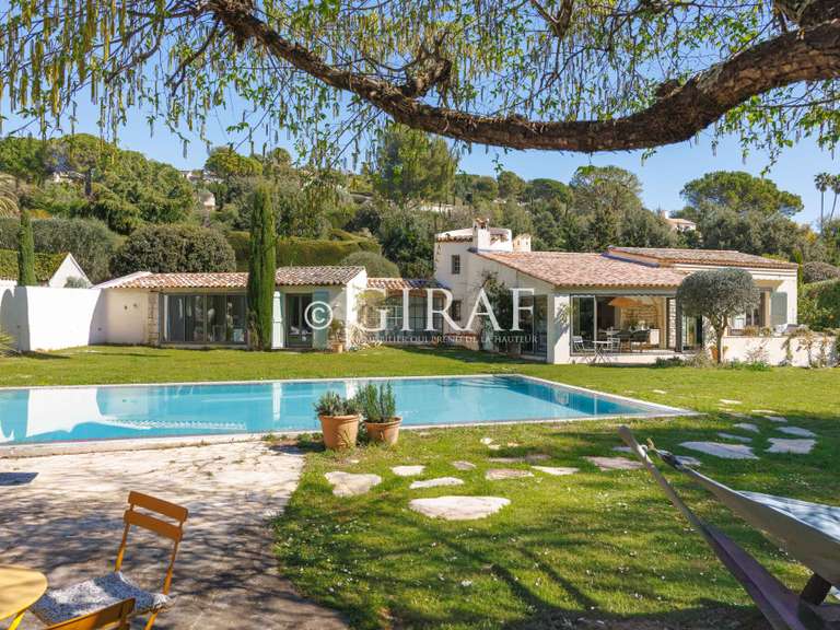 Villa La Colle-sur-Loup - 5 chambres - 210m²