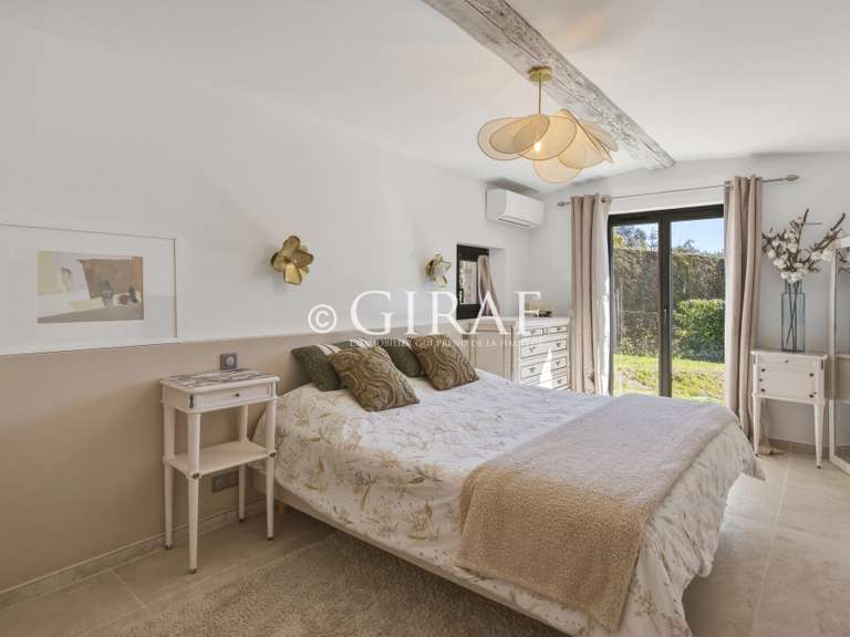 Villa La Colle-sur-Loup - 5 chambres - 210m²
