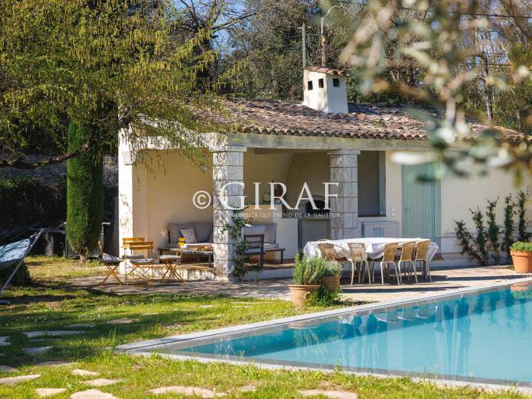 Villa La Colle-sur-Loup - 5 chambres - 210m²