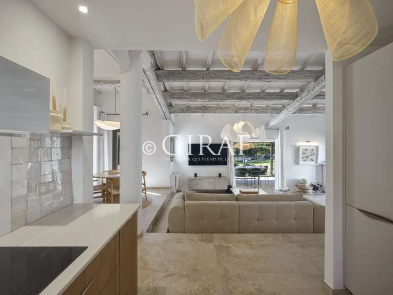 Villa La Colle-sur-Loup - 5 chambres - 210m²