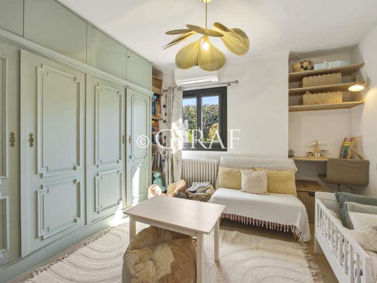 Villa La Colle-sur-Loup - 5 chambres - 210m²