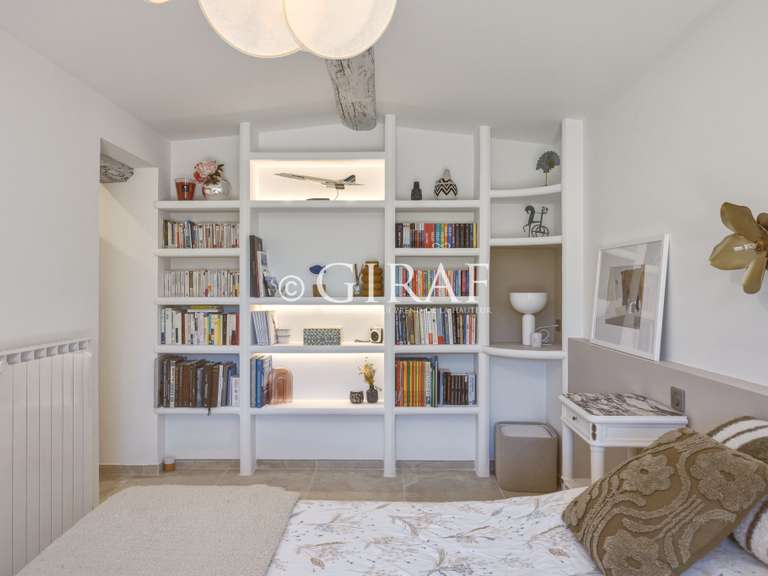 Villa La Colle-sur-Loup - 5 chambres - 210m²