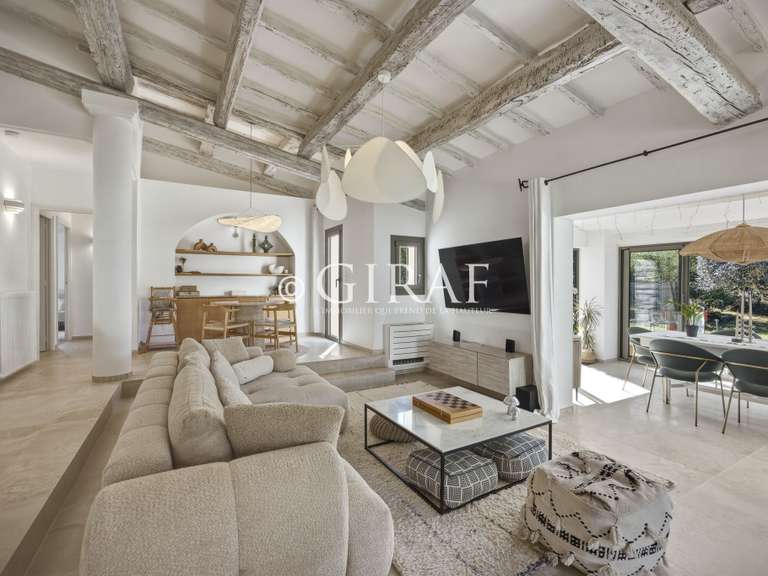 Villa La Colle-sur-Loup - 5 chambres - 210m²