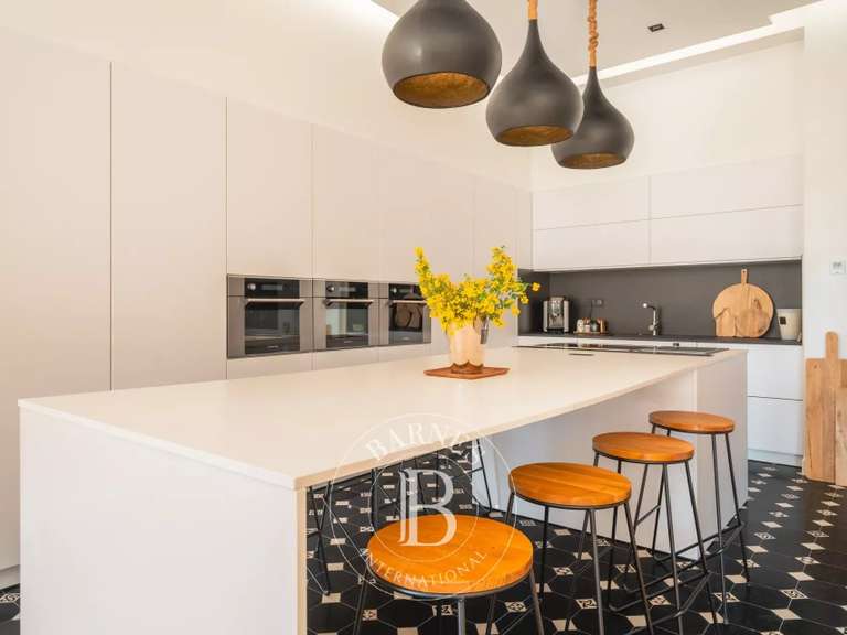 Appartement Marseille 9e - 3 chambres - 241m²