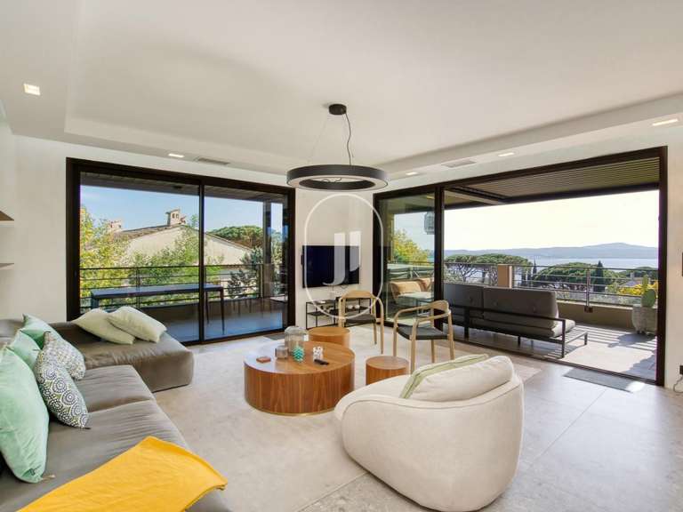 Apartment with Sea view Sainte-Maxime - 3 bedrooms - 126m²