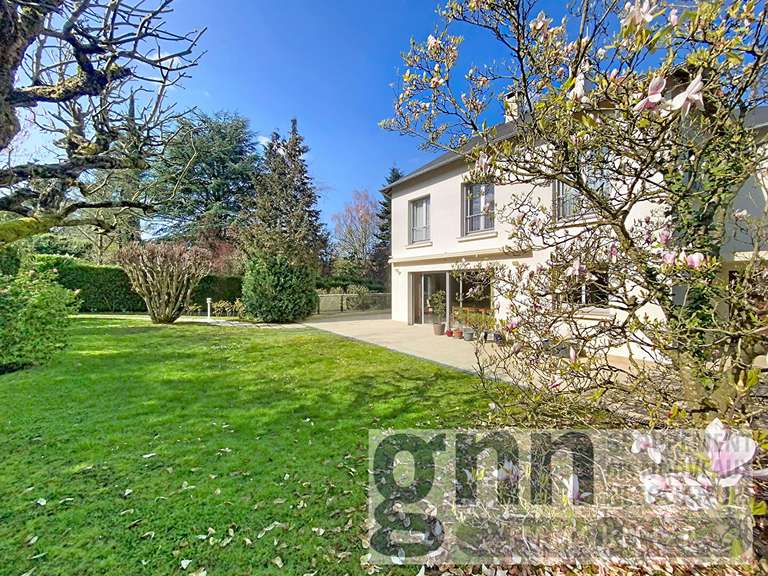 House Garches - 6 bedrooms - 284m²