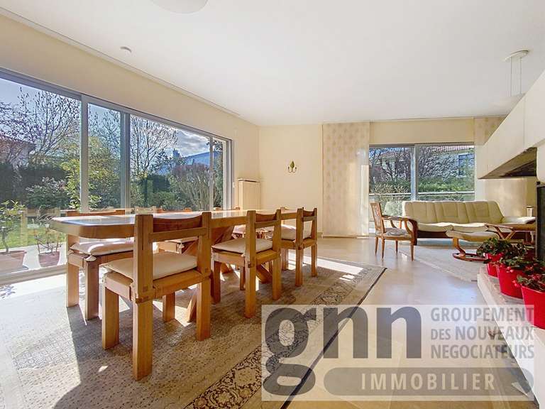 House Garches - 6 bedrooms - 284m²