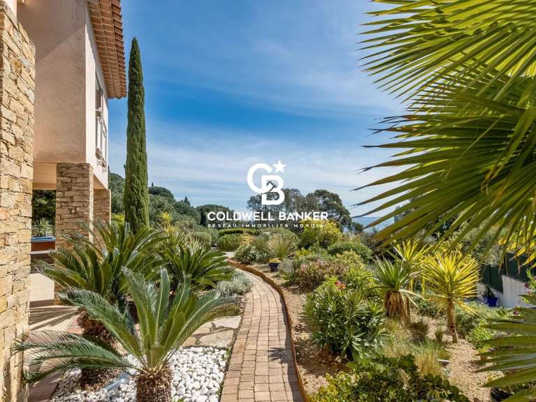 Villa avec Vue sur mer Le Lavandou - 3 chambres - 241m²