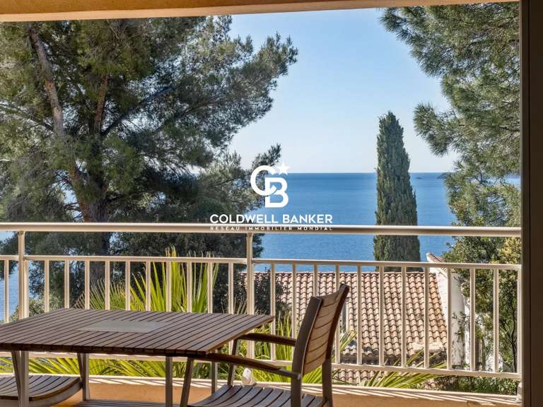 Villa avec Vue sur mer Le Lavandou - 3 chambres - 241m²