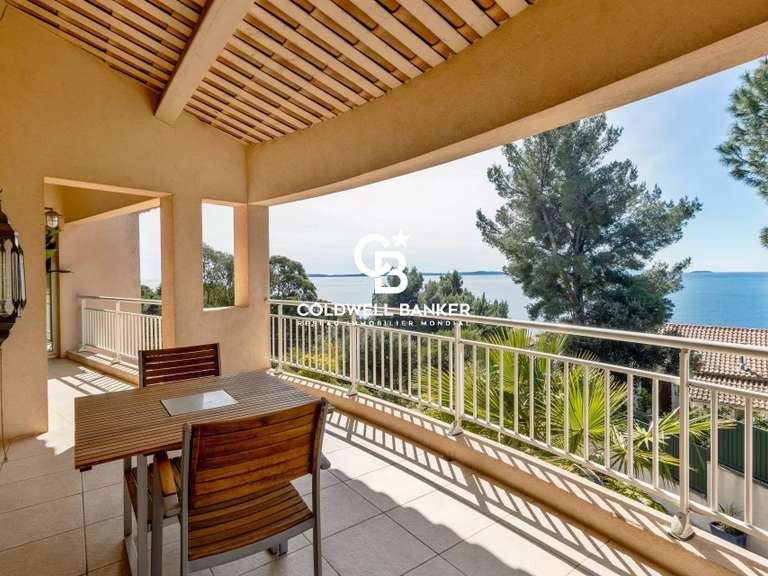 Villa avec Vue sur mer Le Lavandou - 3 chambres - 241m²