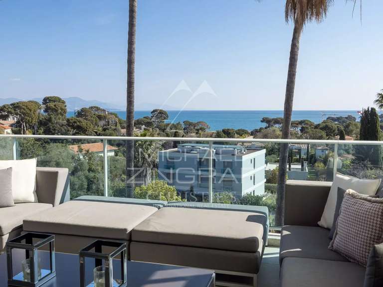 Appartement avec Vue sur mer Cap-d-antibes - 3 chambres - 206m²
