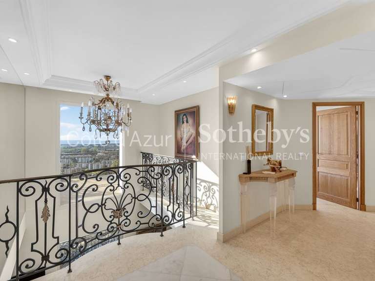House with Sea view Mandelieu-la-Napoule - 3 bedrooms - 240m²