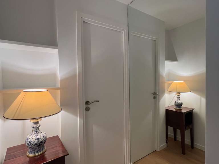 Appartement Paris 7e - 2 chambres - 81m²